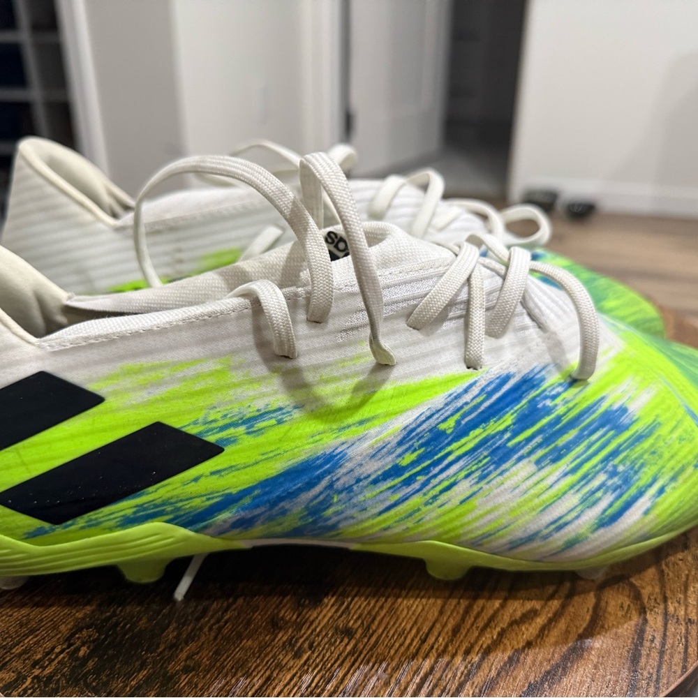 Mens Athletic Cleats in Neon Green & Blue - Lightweight Soccer Shoes size 12